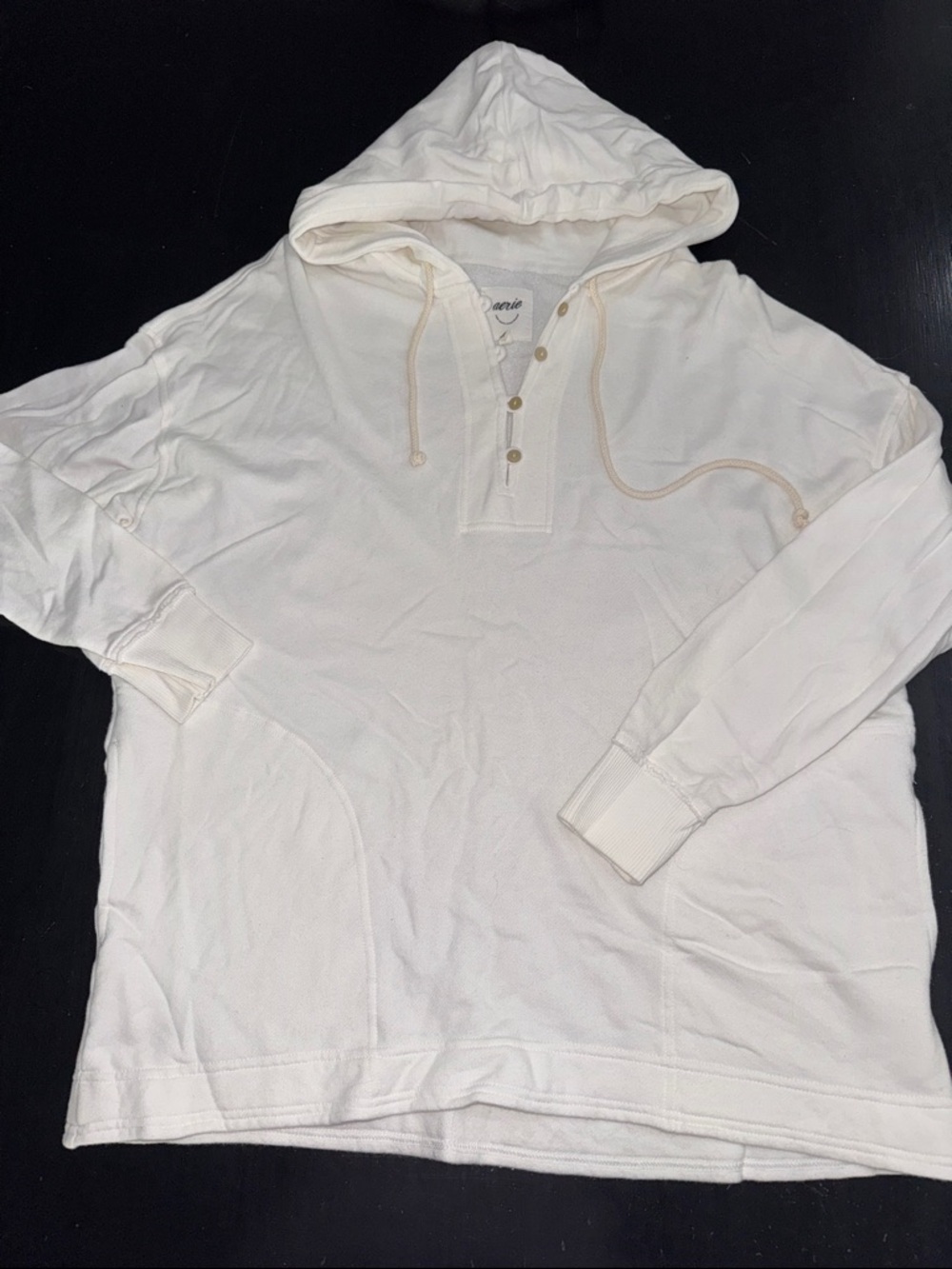 AERIE off white henley style sweatshirt hoodie. size small. great used condition